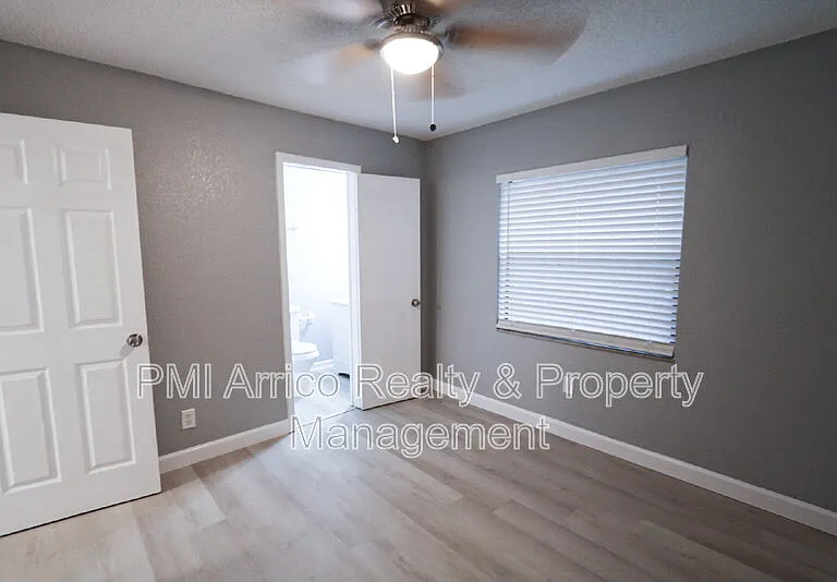 1810 E 143rd Ave #2 — Photo 7