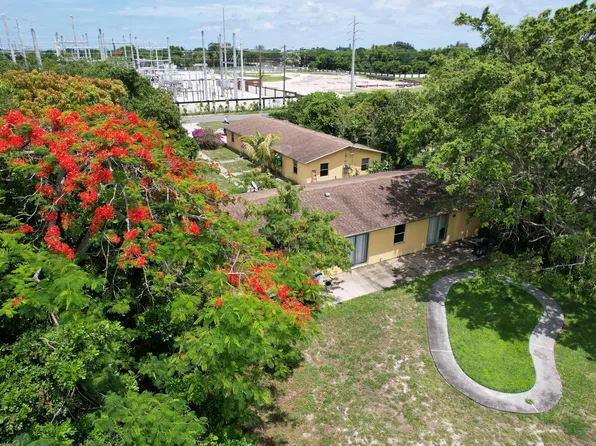 4537 Coconut Road, Lake Worth, FL 33461