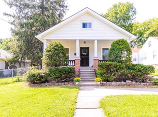 208 N Fairview Ave, Liberty, MO 64068