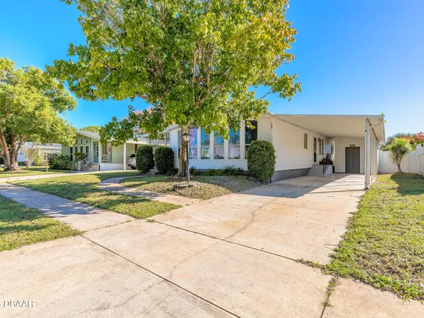 760 Rolling Hills Dr, Port Orange, FL 32129