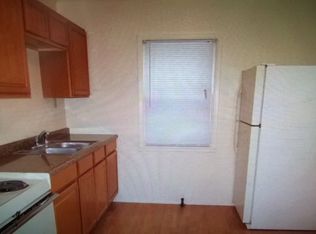 936 Mac Arthur Dr, Manitowoc, WI 54220