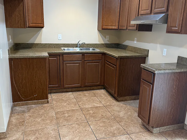 944 W Duarte Rd #D — Photo 10