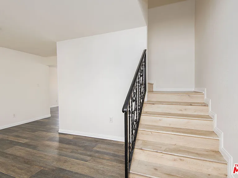 2134 S Cloverdale Ave — Photo 17