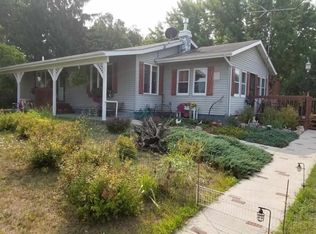 E2325 Parfreyville Rd, Waupaca, WI 54981