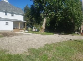 2624 White Oak Ave NE, Iowa City, IA 52240