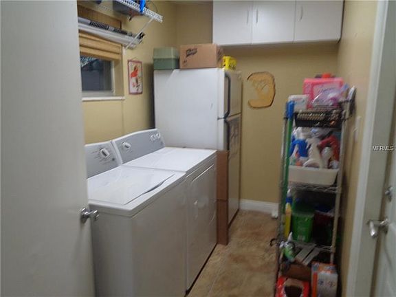 5th image of 1118 Henry Balch Dr