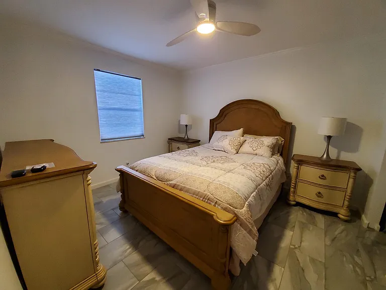 3163 SE Quanset Cir — Photo 8