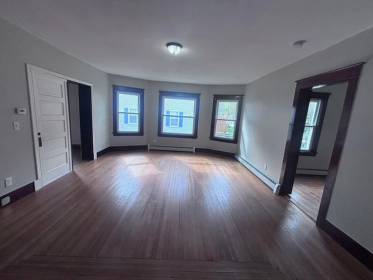 32-34 Linnell St #34 — Photo 18