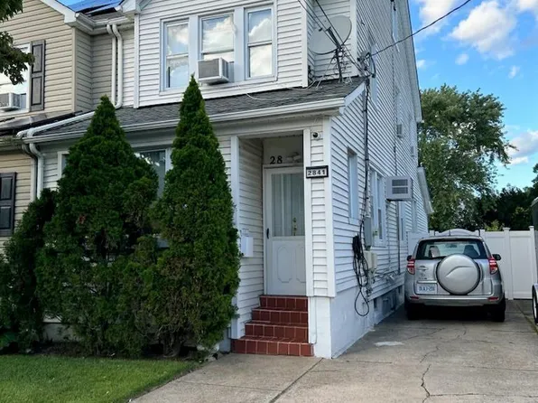 2841 Tilrose Ave, Oceanside, NY 11572