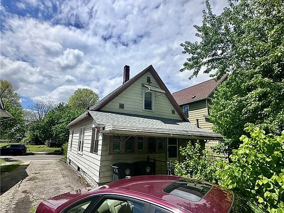 3rd image of 855 Beardsley St