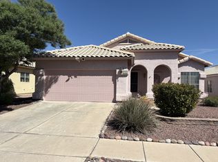 10065 E English Woods Rd, Tucson, AZ 85748