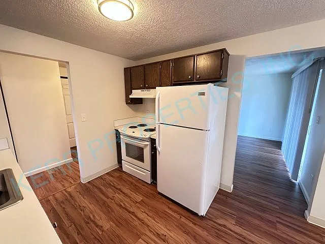 6498 Lowry Dr #5 — Photo 6