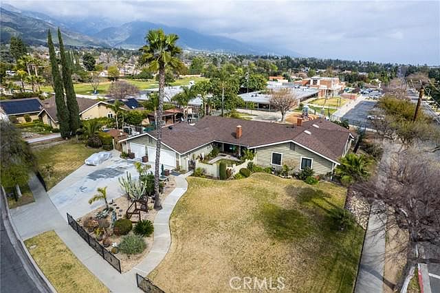 1st image of 2206 N Vallejo Way