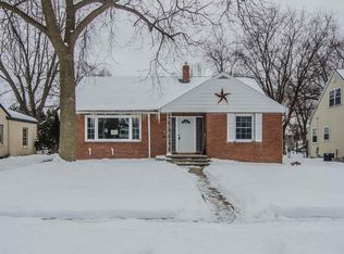 705 Outagamie Ct, Appleton, WI 54914