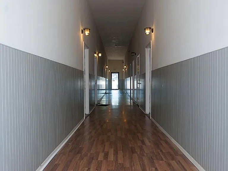 301 N Court St — Photo 10