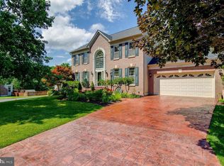 16078 Olmstead Ln, Woodbridge, VA 22191