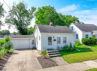 1418 Cass St, Green Bay, WI 54301