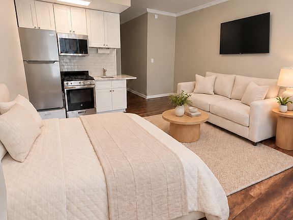 2nd image of 1390 2nd Ave APT 2D