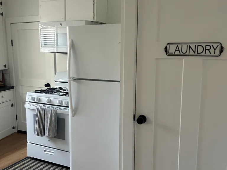 961 Douglas St NW #1 — Photo 5