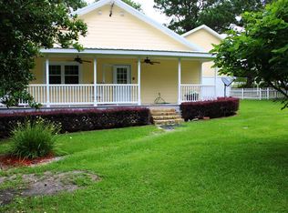 11 Cottage Ln, Carriere, MS 39426