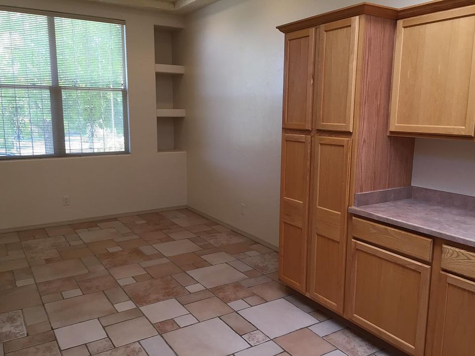 1st image of 4605 Croyden Ave NW