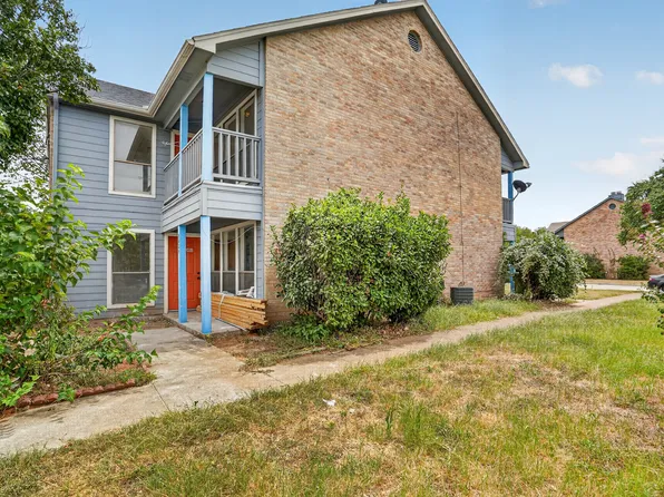 800 Treadwell Ct #802B, Hurst, TX 76053