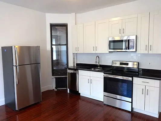 Rented by Steven Apuzzi LLC | media 38