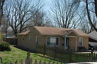 1st image of 8907 Grand Ave