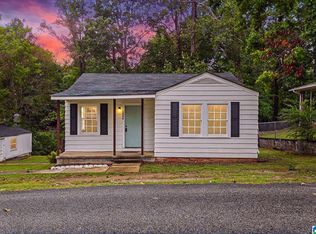 132 Sunset Dr, Bessemer, AL 35023