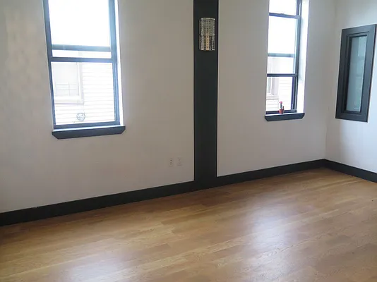 Rented by Spot It Realty LLC | media 38