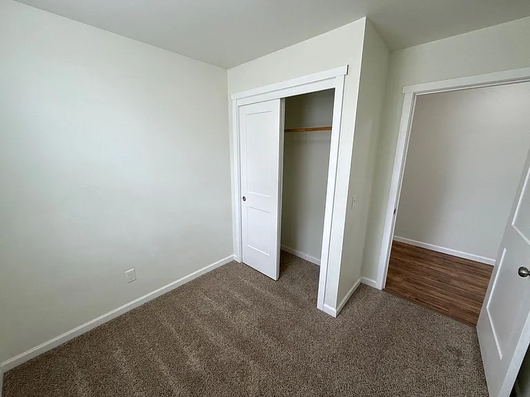 200 Railroad Ave #5 — Photo 10