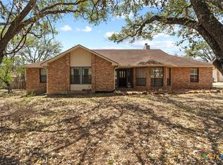 111 Clydesdale Dr, San Marcos, TX 78666