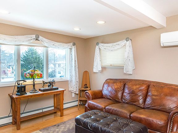 Living room 2