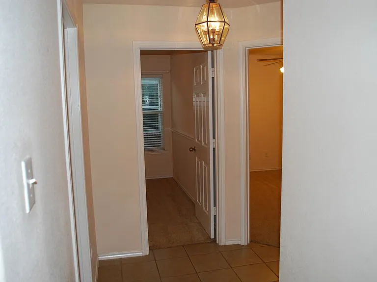 4713 Fox Sedge Ln — Photo 5