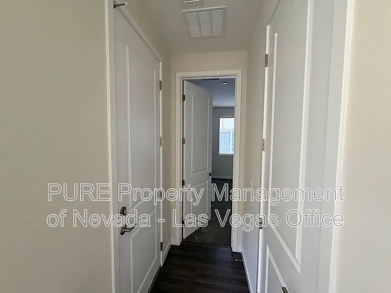 10661 Valletta Ave — Photo 9
