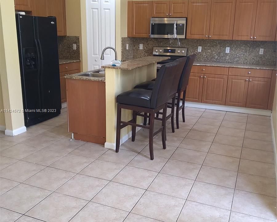 1st image of 2554 SW 85th Ave #105