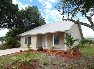 8825 97th Ct, Vero Beach, FL 32967