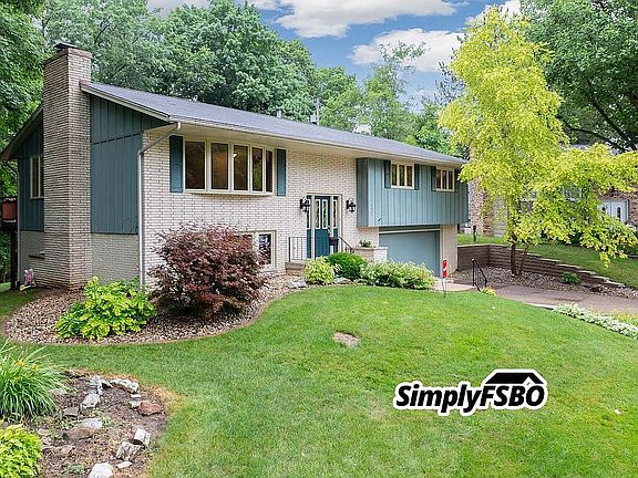 2nd image of 4411 32nd Avenue Ct