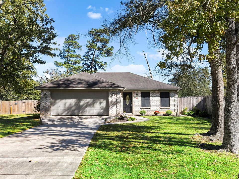 1st image of 9839 Pine Point Dr