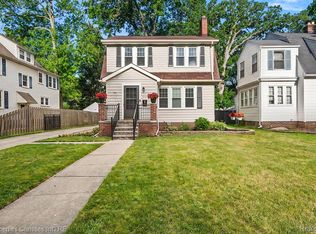 1033 Maplegrove Ave, Royal Oak, MI 48067
