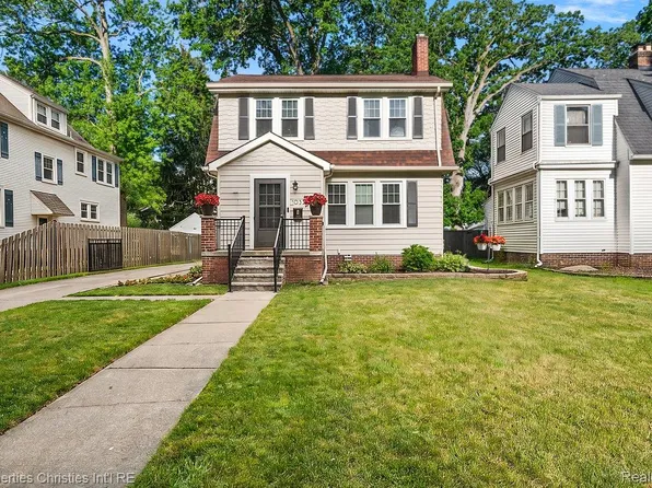 1033 Maplegrove Ave, Royal Oak, MI 48067