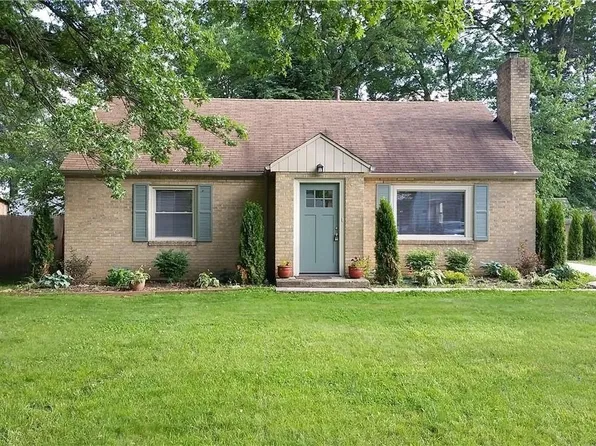 25561 1st St, Westlake, OH 44145