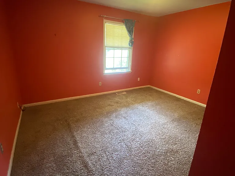 1434 Al Seier Rd — Photo 7