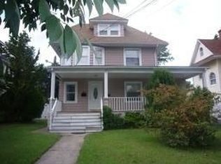 340 2nd St, Dunellen, NJ 08812