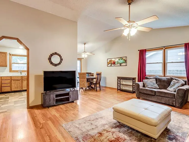 11941 W Rolling Hills Dr — Photo 14