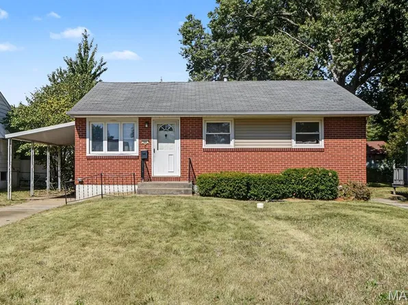 445 Shepley Dr, Saint Louis, MO 63137