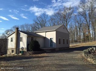 18 Summit St, Dallas, PA 18612