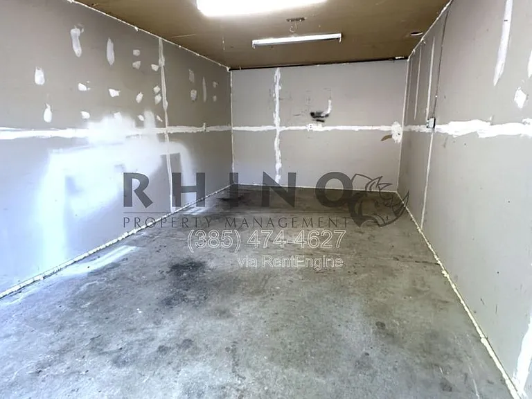2487 S 800 E Garage 3 #4-& — Photo 6