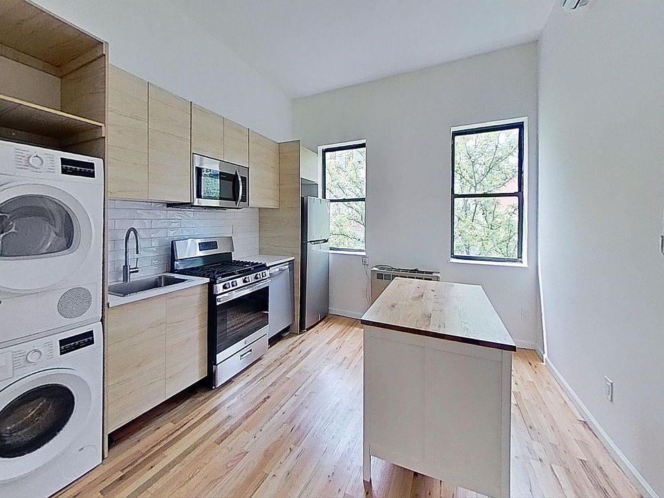 1st image of 347 Grand St APT 3