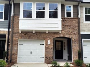 804 Kensley Grove Ln, Fuquay Varina, NC 27526